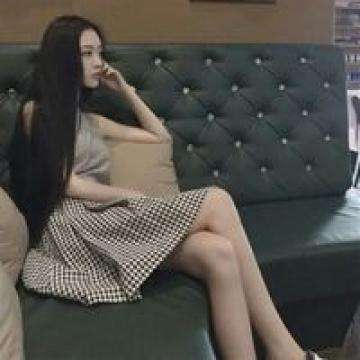 隐婚蜜爱，偏执总裁宠妻入骨